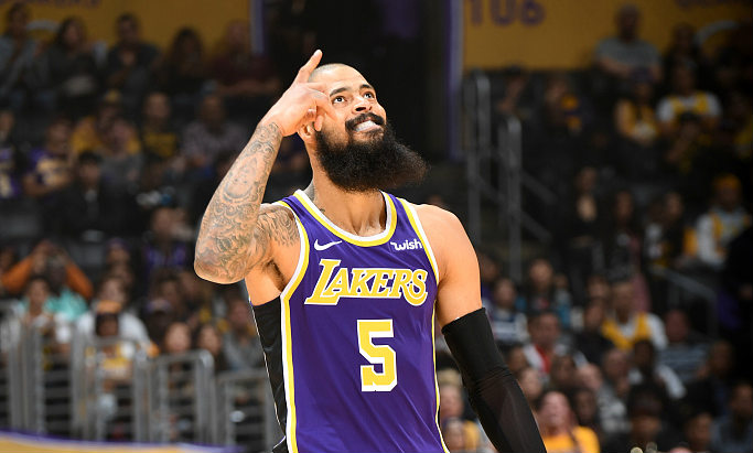 借过往辉煌 借过往辉煌